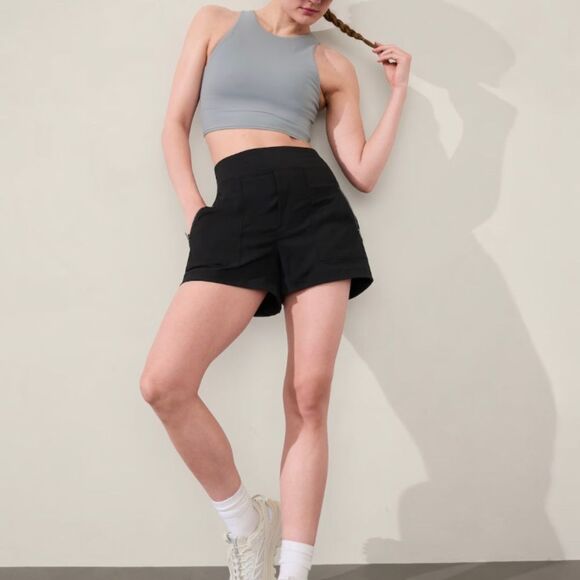 Athleta Trekkie North Midrise Black Short Size 8 - Picture 14 of 14